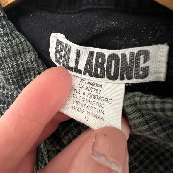 Billabong plaid shirt - Picture 3 of 4